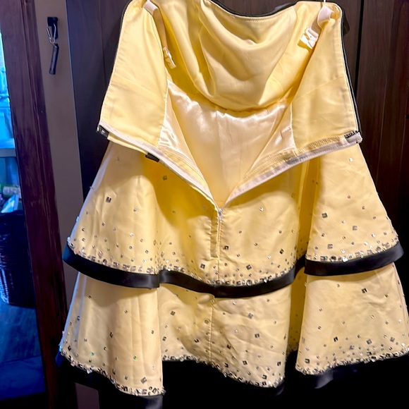 Cute fancy dress - Picture 4 of 4